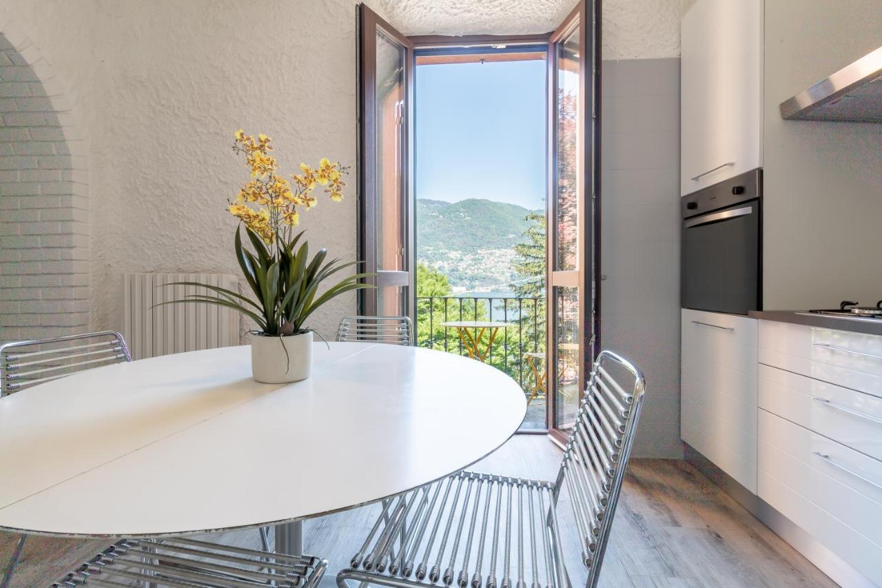L Como Lake Apartment Exterior photo